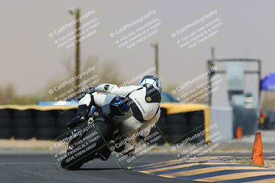 media/Apr-09-2022-SoCal Trackdays (Sat) [[c9e19a26ab]]/Turn 16 (2pm)/